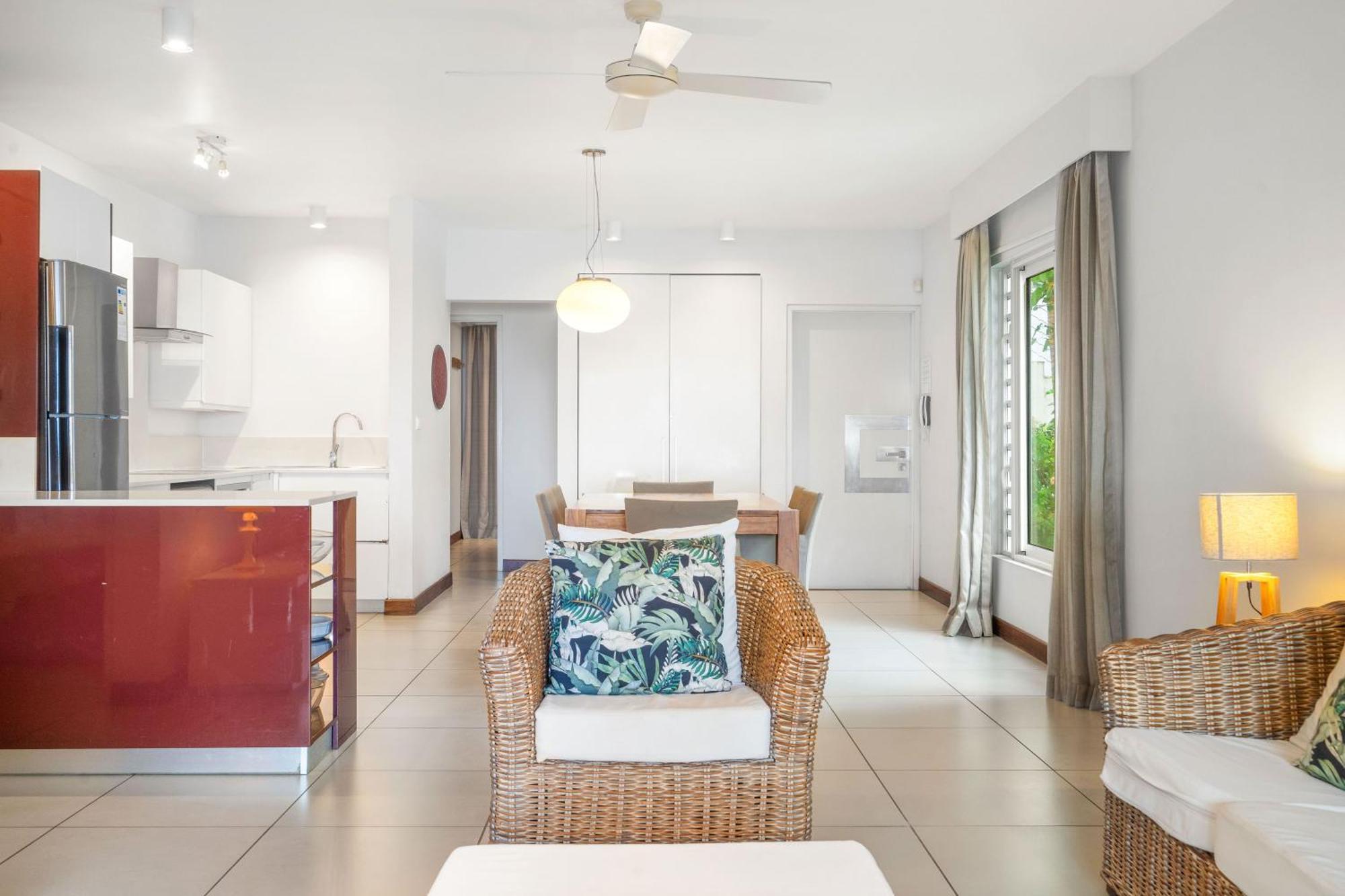 Kanope Bay - Holiday Beachfront Apartments Pointe aux Biches Buitenkant foto
