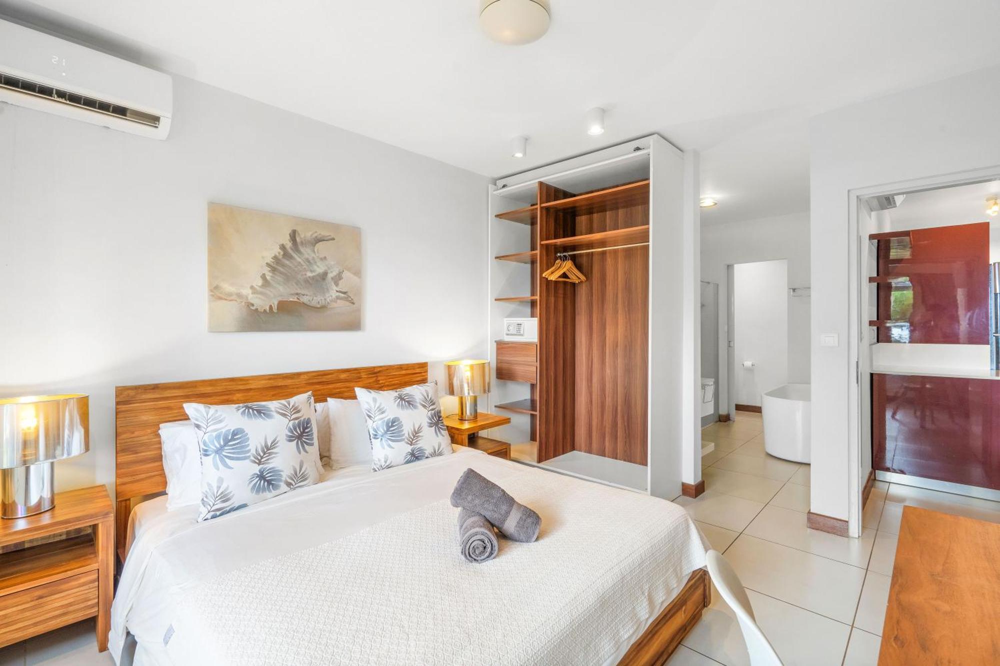 Kanope Bay - Holiday Beachfront Apartments Pointe aux Biches Buitenkant foto
