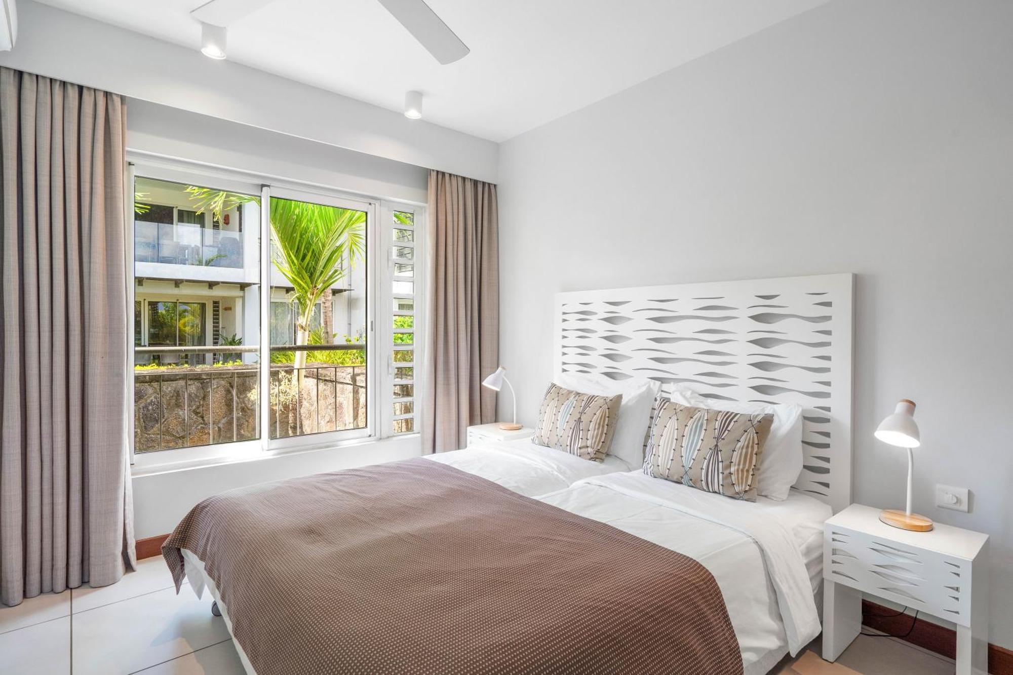 Kanope Bay - Holiday Beachfront Apartments Pointe aux Biches Buitenkant foto